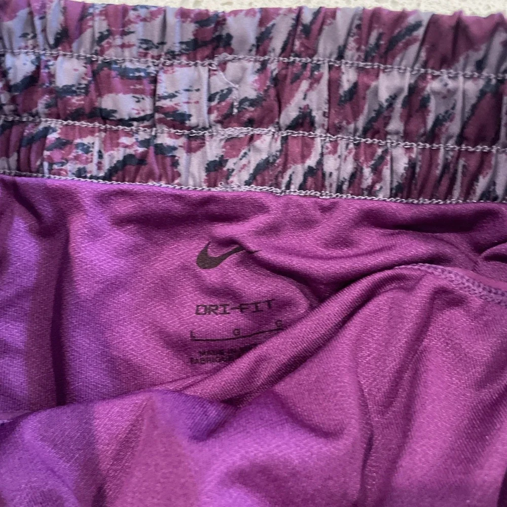 NIKE ONE KIDS PURPLE MLUTI FQ4527-509 LARGE NWT